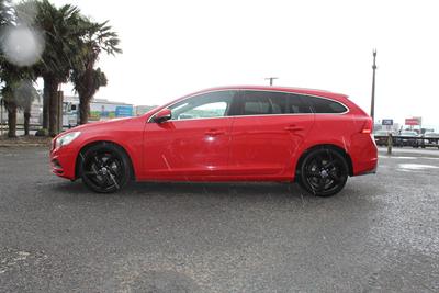 2012 Volvo V60 - Thumbnail