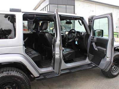 2016 Jeep Wrangler - Thumbnail