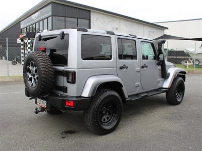 2016 Jeep Wrangler - Thumbnail