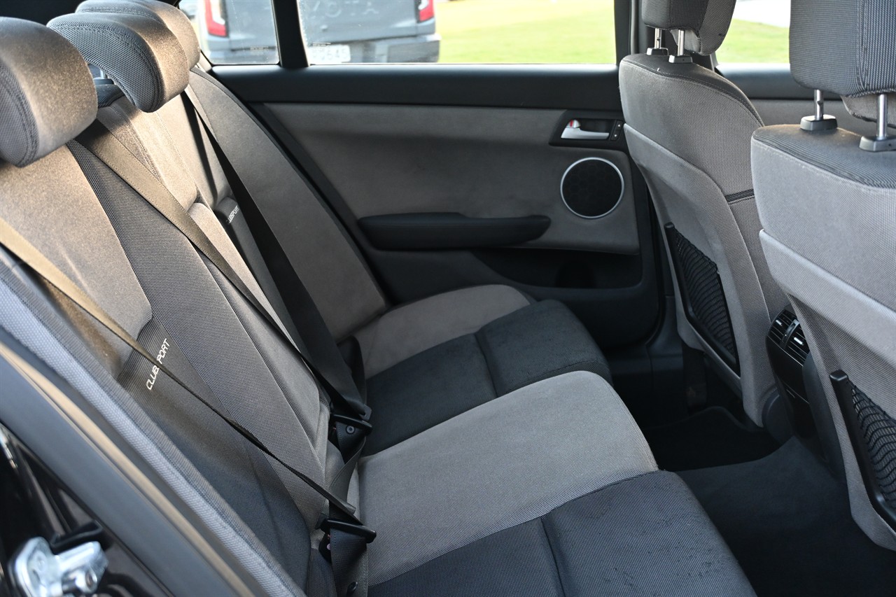 2006 Holden Commodore