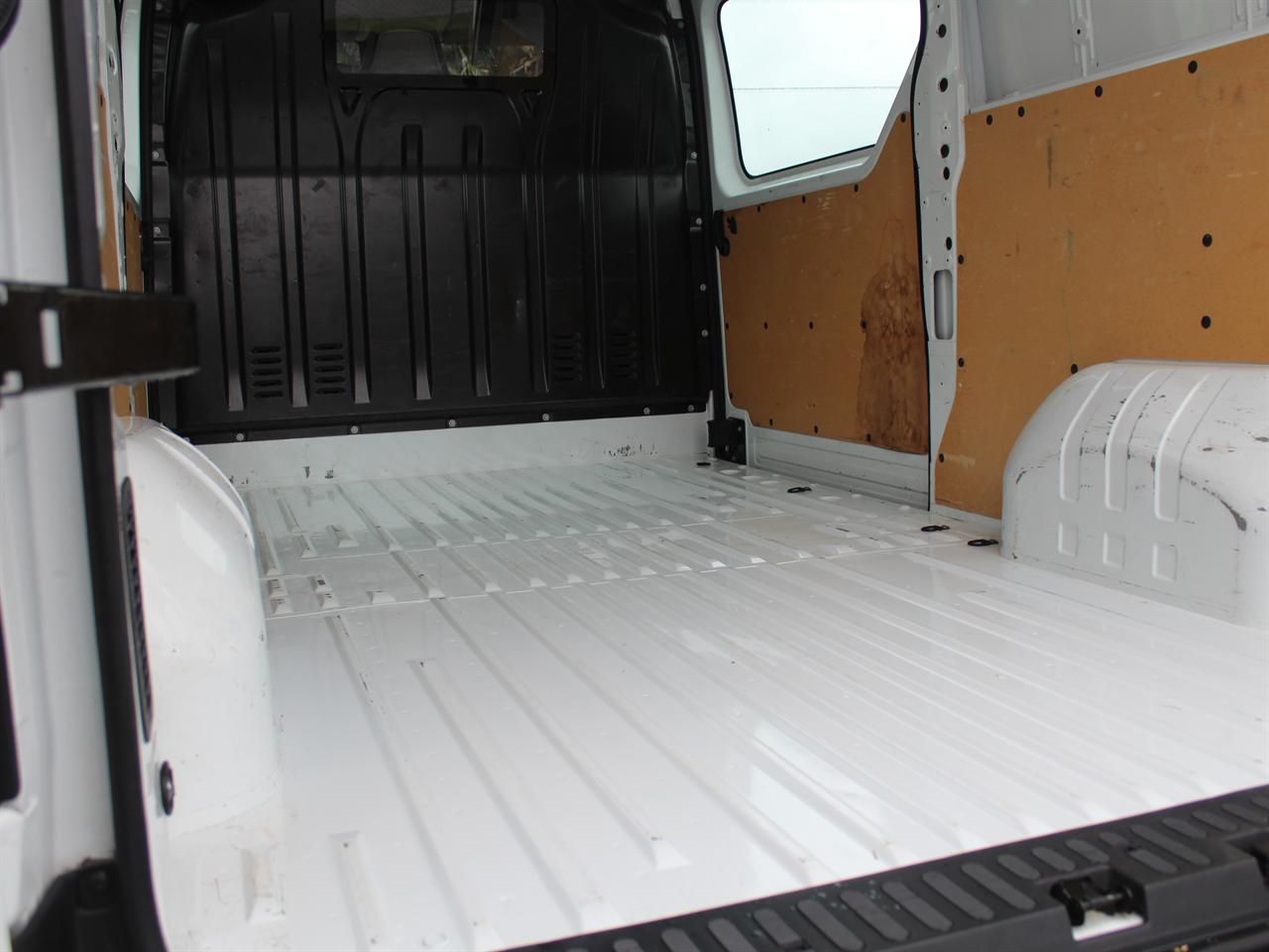 2017 Renault Master