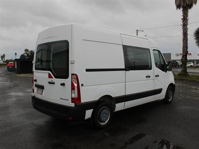 2017 Renault Master - Thumbnail