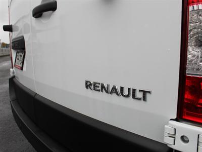 2017 Renault Master - Thumbnail