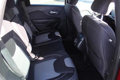 2015 Jeep Cherokee - Thumbnail