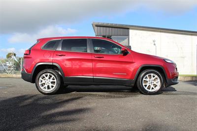 2015 Jeep Cherokee - Thumbnail