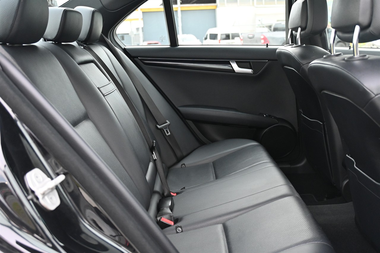 2014 Mercedes-Benz C200