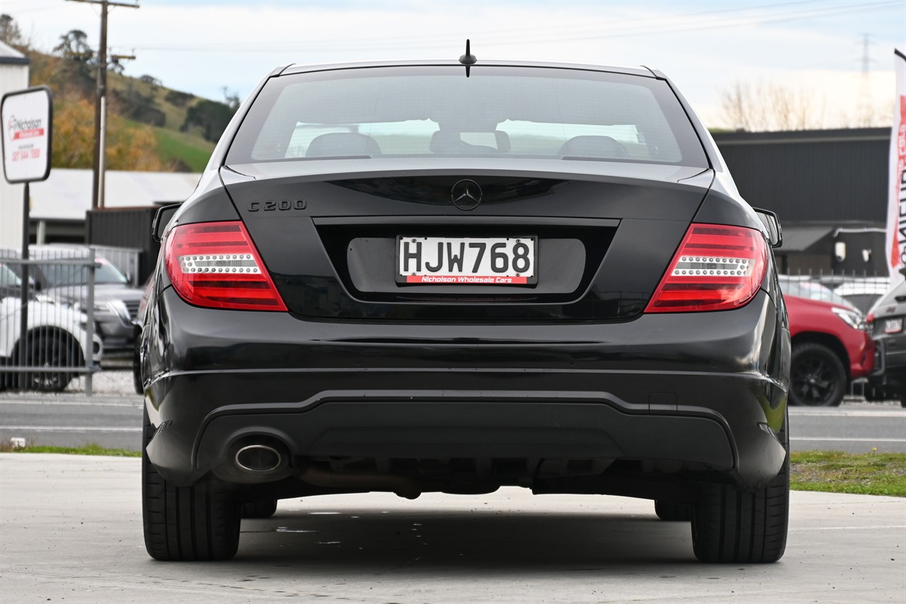 2014 Mercedes-Benz C200