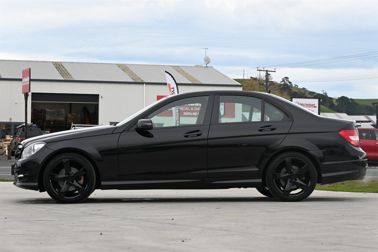 2014 Mercedes-Benz C200