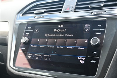 2018 Volkswagen Tiguan - Thumbnail