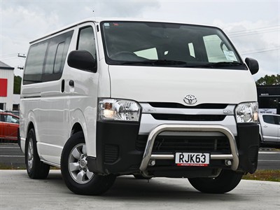2019 Toyota Hiace - Thumbnail