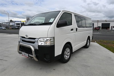2019 Toyota Hiace - Thumbnail