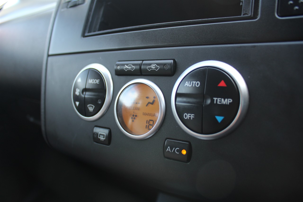 2006 Nissan Tiida