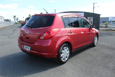 2006 Nissan Tiida - Thumbnail
