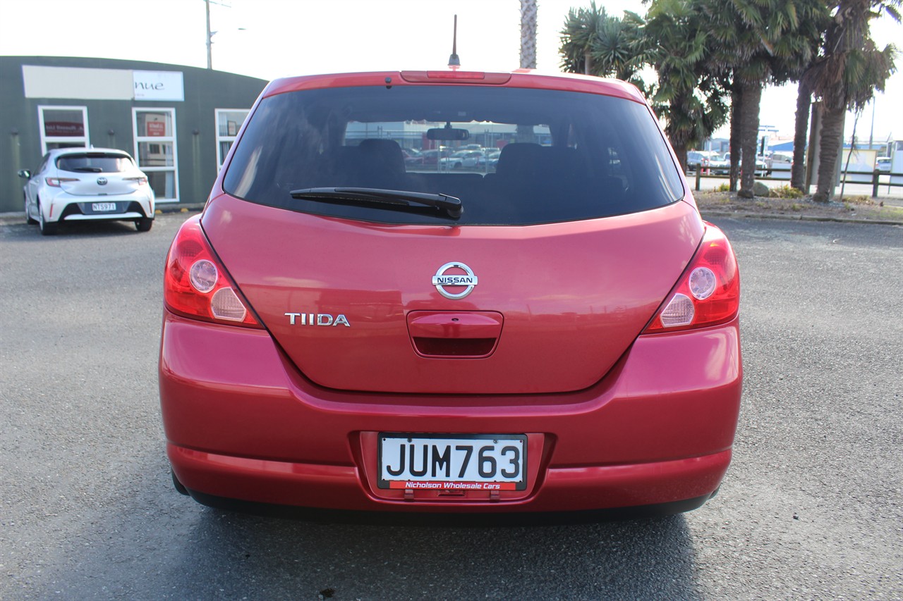 2006 Nissan Tiida