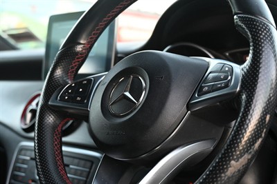 2017 Mercedes-Benz Cla250 - Thumbnail