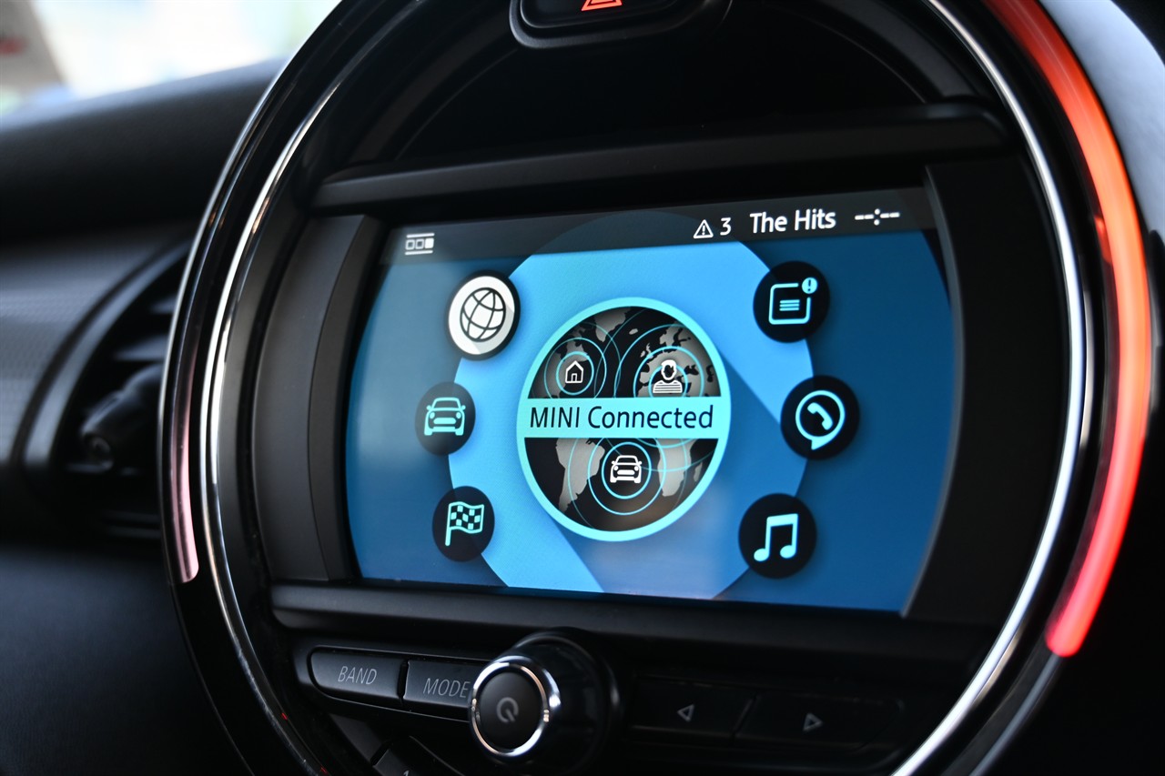 2019 Mini Hatch