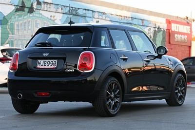 2019 Mini Hatch - Thumbnail