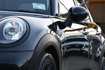 2019 Mini Hatch - Thumbnail