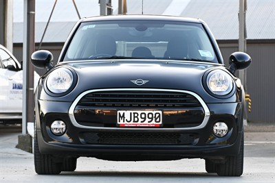 2019 Mini Hatch - Thumbnail
