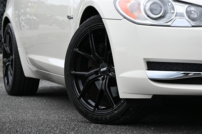 2009 Jaguar Xf - Thumbnail