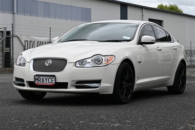 2009 Jaguar Xf - Thumbnail